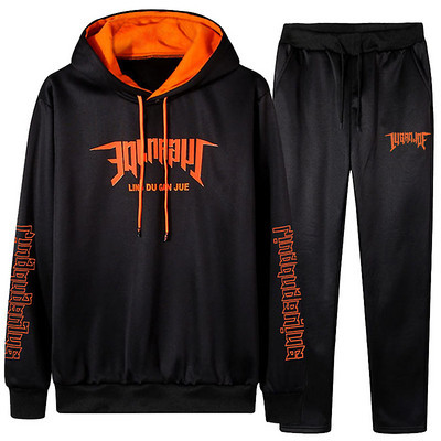 Vīriešu ikdienas komanda no divām daļām - blūze un garās bikses ar uzrakstiem