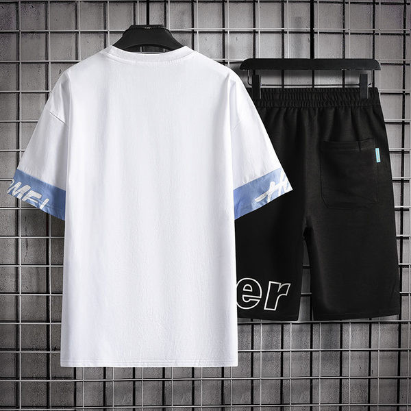 Vīriešu divdaļīga komanda ar krāsu aplikāciju