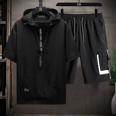 Meeste vabaaja komplekt T-särgist ja lühikestest pükstest - kolmes värvitoonis