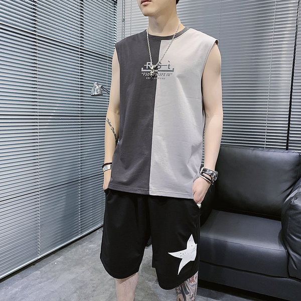 Ανδρική αθλητική φόρμα με επιγραφή και τσέπες