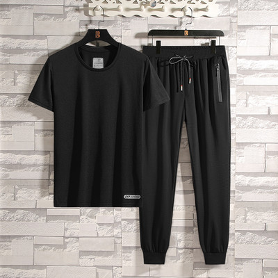 Uus mudel sportlik meeste võistkond kahes osas