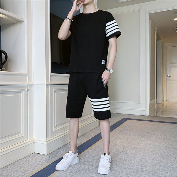 Sportlik meeste komplekt kahest osast