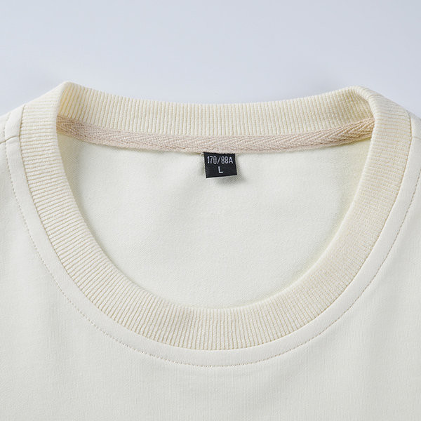 Dnevni muški komplet iz dva dijela - majica i kratke hlače