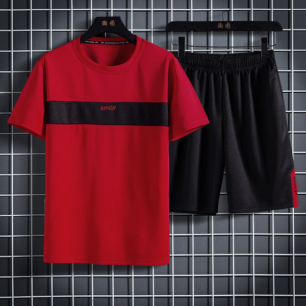 Vyriškas sportinis komplektas tinkantis vasarai