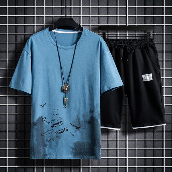 Dienas komanda divās daļās ar pieteikšanos vīriešiem