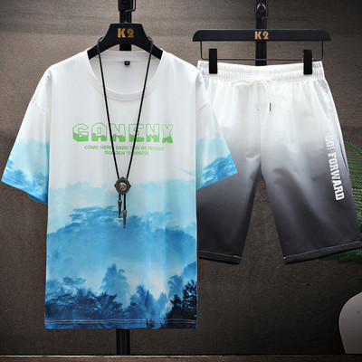 Muški sportski tim od dva komada kratkih hlača i majice s ovalnim izrezom