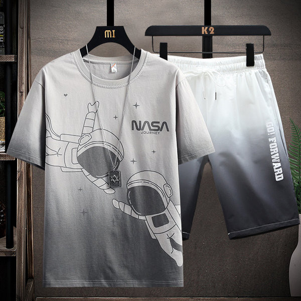 Ikdienas vīriešu T-kreklu komplekts ar ovālu kakla izgriezumu un šorti ar apdruku