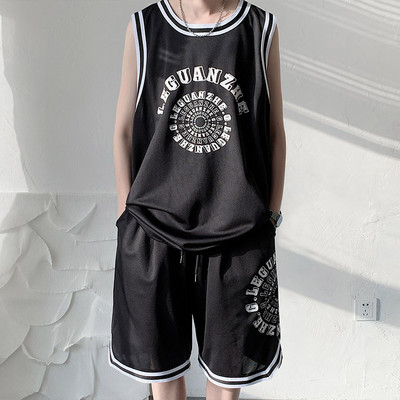 Σετ καλοκαιρινών σπορ για άντρες - φανελάκι και σορτς