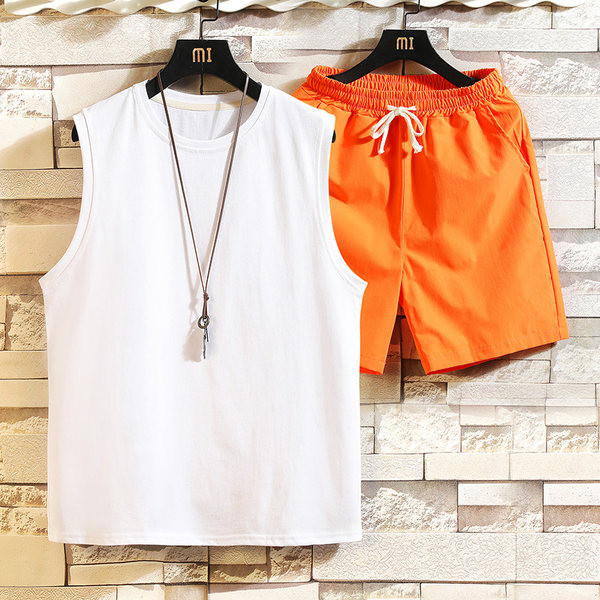 Muška sportska ekipa iz dva dijela, čisti model