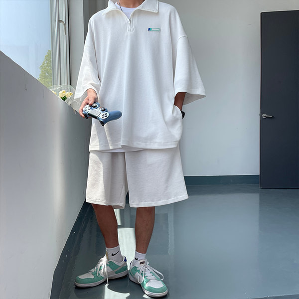 Широк ежедневен сет - блуза с 3/4 ръкав и шорти