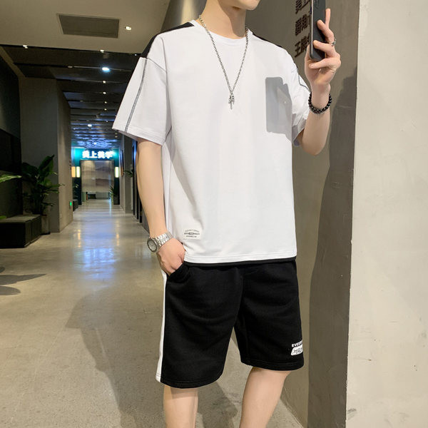 Uus mudel meeste spordimeeskond kahes osas kolmes värvitoonis