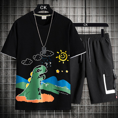 Нов модел мъжки спортен екип от тениска с щампа и къси панталони