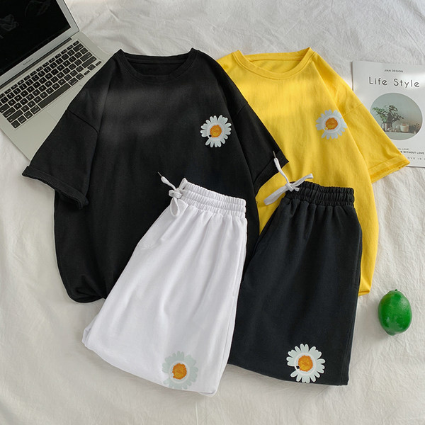 Летен сет за мъже с апликация маргаритка