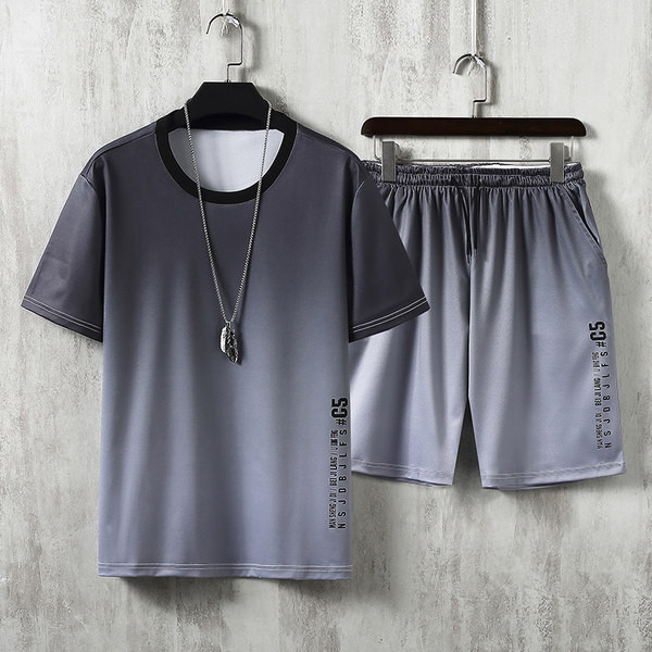 Sportlik-päevakomplekt sillerdavates värvides