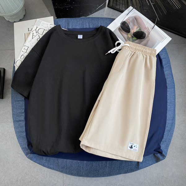 Sporta-gadījuma vīriešu T-krekla un šortu komplekts