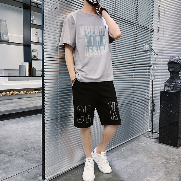 Ανδρικό σετ μπλουζάκι και σορτς