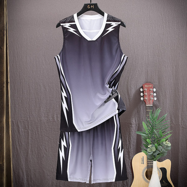 Ανδρικά αθλητικά σετ σορτς και φανελάκι