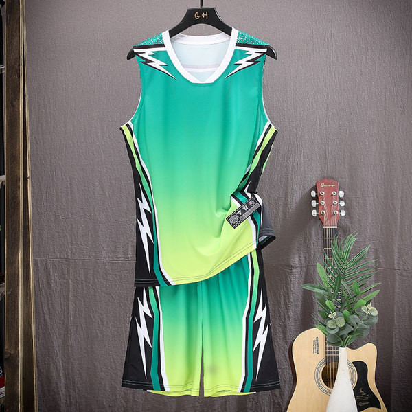 Ανδρικά αθλητικά σετ σορτς και φανελάκι