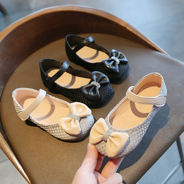 Mūsdienīgi bērnu apavi ar lenti un velcro