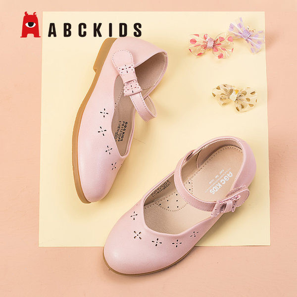 Παιδικά παπούτσια με επίπεδη σόλα - δύο μοντέλα