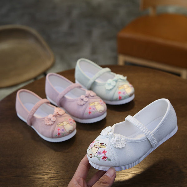 Tikitud lilledega vabaajajalatsid tüdrukutele