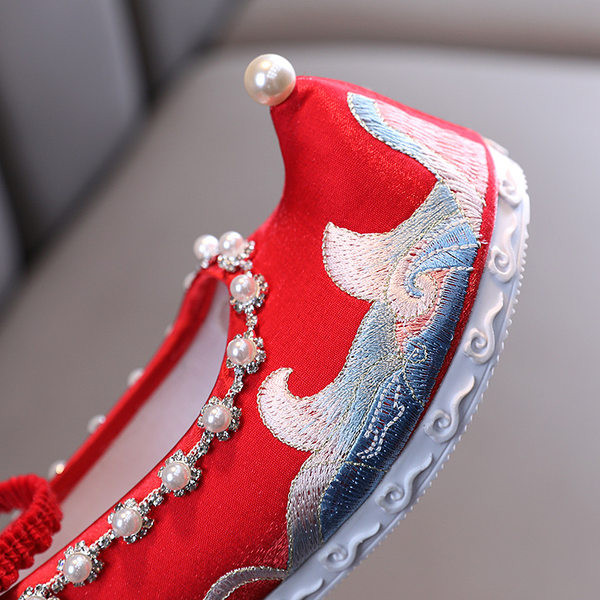 Bērnu apavi ar pērlēm - vairāki modeļi