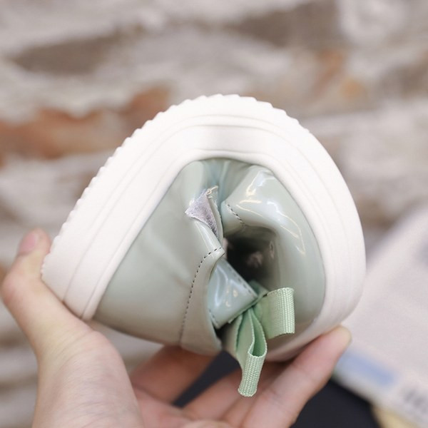 Ādas bērnu apavi ar lenti meitenēm