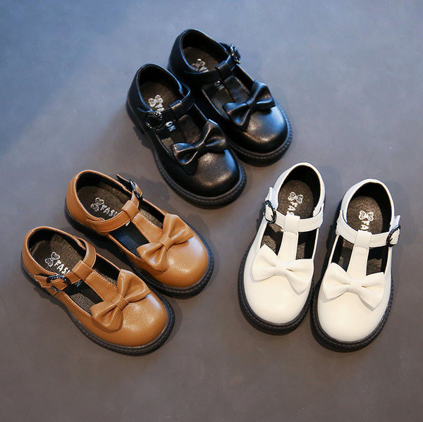 Bērnu apavi no eko ādas ar lenti un sprādzi