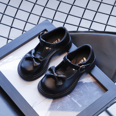 Παιδικά έκο δερμάτινα παπούτσια με επίπεδη σόλα και πέρλες διακόσμηση