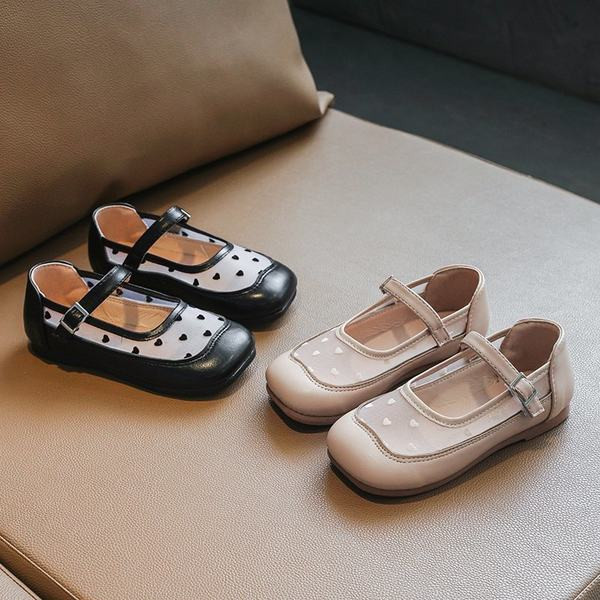 Νέο μοντέλο παιδικά παπούτσια  με αγκράφα για κορίτσια