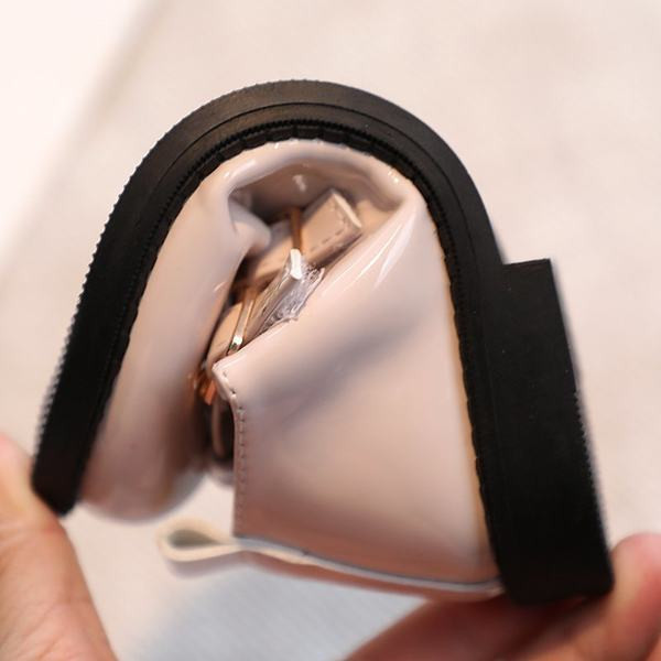 Kožne dječje cipele s kopčama - ravni potplat