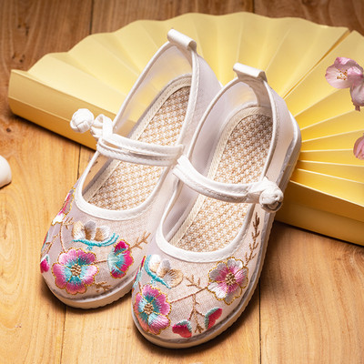 Tikitud ja lameda tallaga vabaaja lastejalatsid