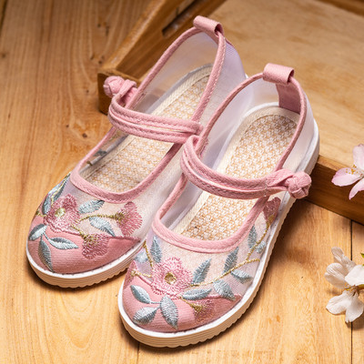 Tikitud ja lameda tallaga vabaaja lastejalatsid