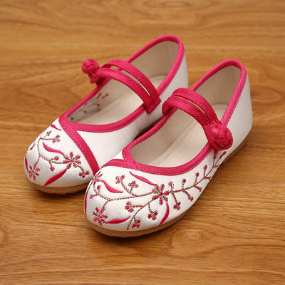 Παιδικά παπούτσια casual κατασκευασμένα από faux δέρμα με κέντημα