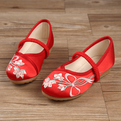 Παιδικά παπούτσια casual κατασκευασμένα από faux δέρμα με κέντημα