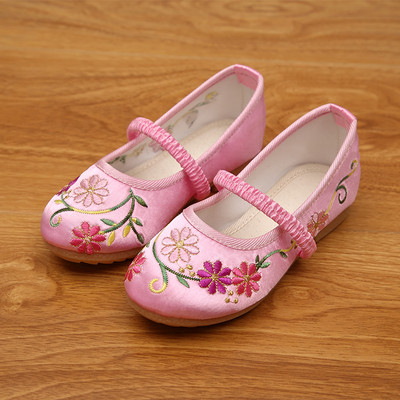 Παιδικά παπούτσια casual κατασκευασμένα από faux δέρμα με κέντημα