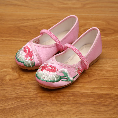 Παιδικά παπούτσια casual κατασκευασμένα από faux δέρμα με κέντημα