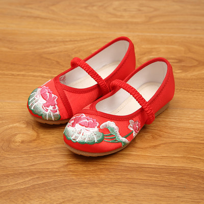 Παιδικά παπούτσια casual κατασκευασμένα από faux δέρμα με κέντημα