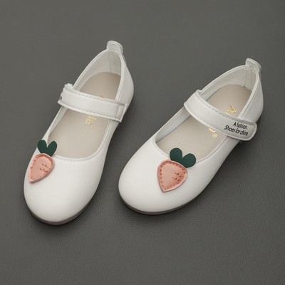Παιδικά παπούτσια για κορίτσια με στερέωση βελκρό  και τρισδιάστατο στοιχείο
