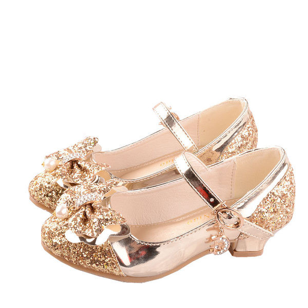 Spīdīgi bērnu apavi ar lenti un sprādzi