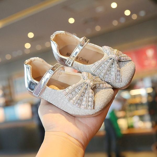 Ležerne dječje cipele za djevojčice sa sjajnim česticama i trakom