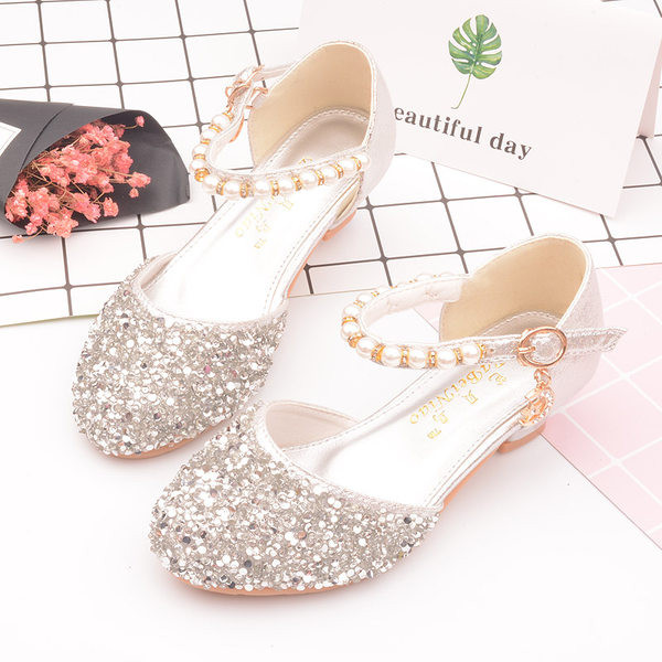 Aktuāli bērnu apavi ar pērlēm meitenēm