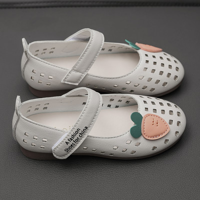 Laste vabaajajalatsid takjakinnitusega ja 3D kaunistusega