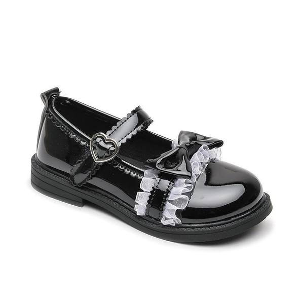 Dječje cipele za slobodno vrijeme od laka s trakom i čipkom