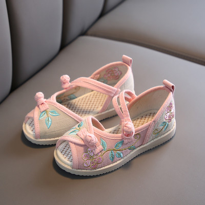 Μοντέρνα παιδικά παπούτσια με κέντημα για κορίτσια