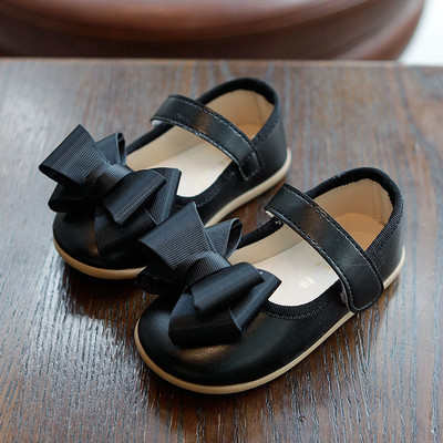 Paela ja lameda tallaga nahast lastejalatsid