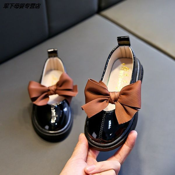 Öko-nahast laste vabaajajalatsid paelaga