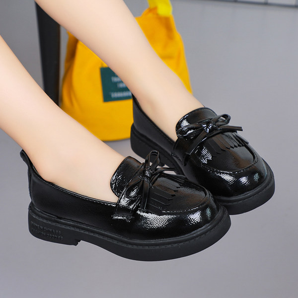 Novi model proljetno-jesenskih mokasina od eko kože