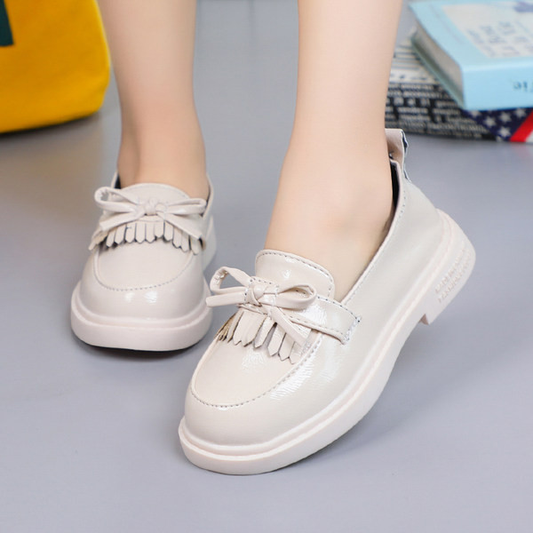 Novi model proljetno-jesenskih mokasina od eko kože