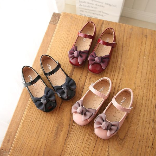 Öko-nahast teibi ja paelaga lastejalatsid